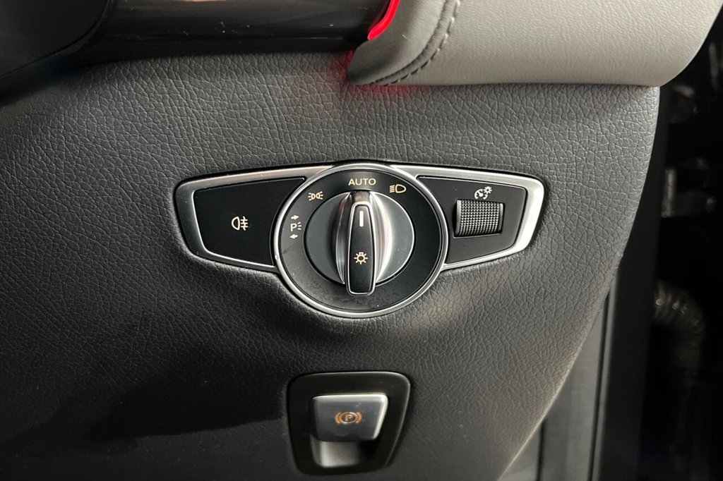 Used Mercedes-Benz EQC 2021 for sale - 76962774: Photo 37