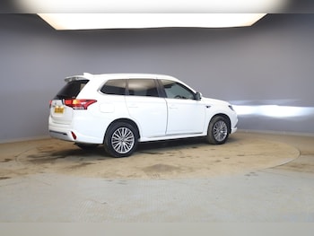 Used Mitsubishi Outlander 2021 for sale - 77905188: Photo