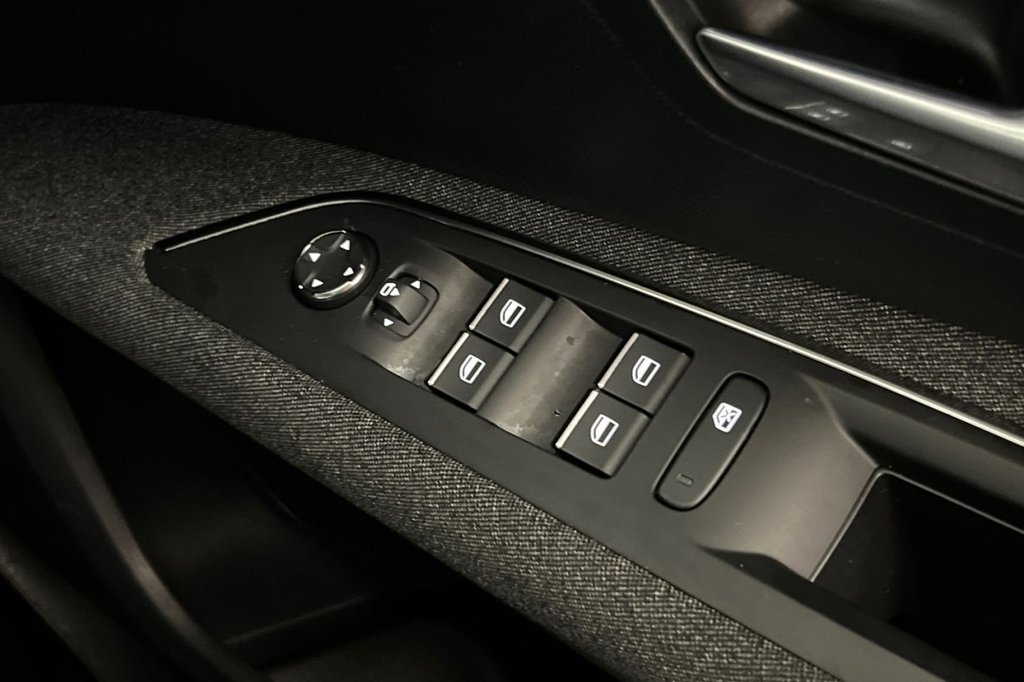 Used Peugeot 3008 2024 for sale - 76368017: Photo 38