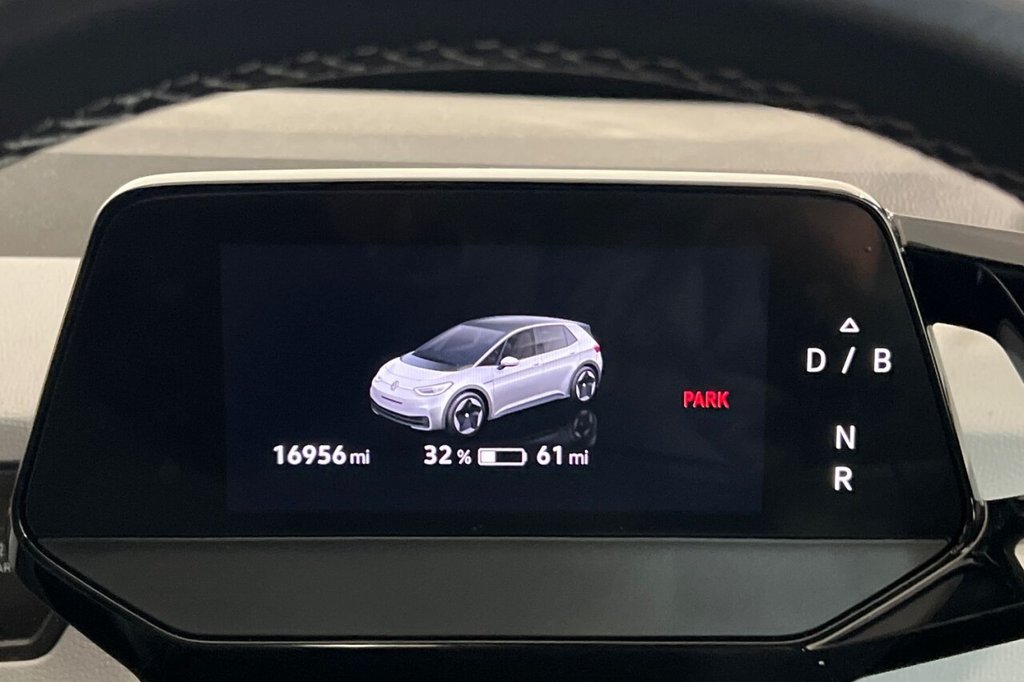 Used Volkswagen ID.3 2023 for sale - 77991037: Photo 14