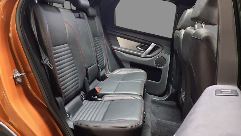 Used Land Rover Discovery Sport 2022 for sale - 77967371: Photo 2