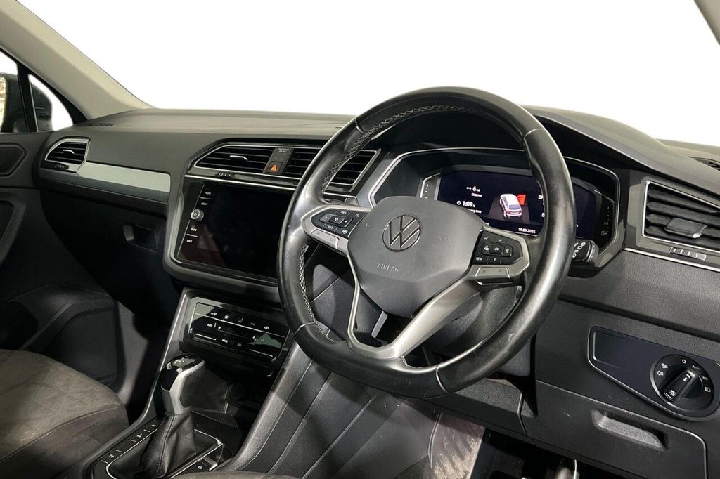 Used Volkswagen Tiguan 2022 for sale - 75923733: Photo 9