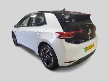 Used Volkswagen ID.3 2023 for sale - 77631516: Photo