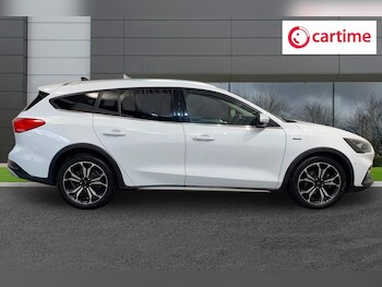 Used Ford Focus 2021 for sale - 78468883: Photo