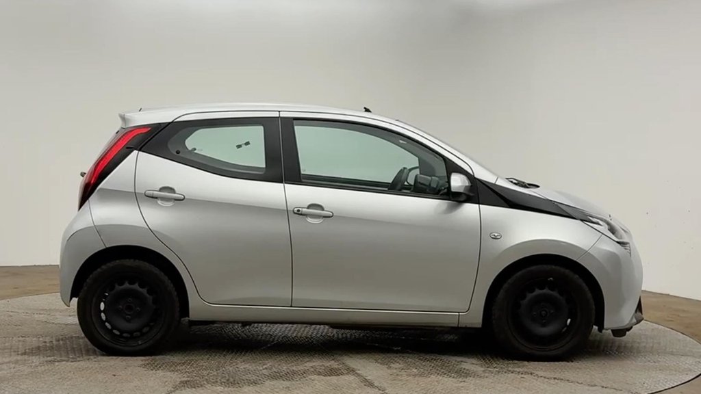 Used Toyota AYGO 2021 for sale - 78003272: Photo 4