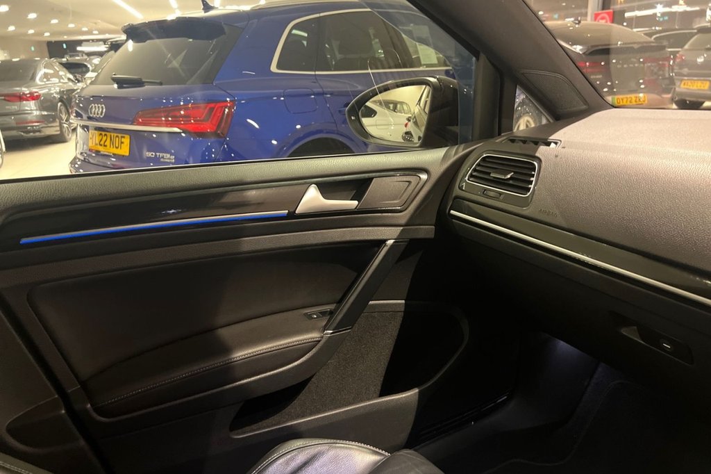 Used Volkswagen Golf 2014 for sale - 77007020: Photo 19