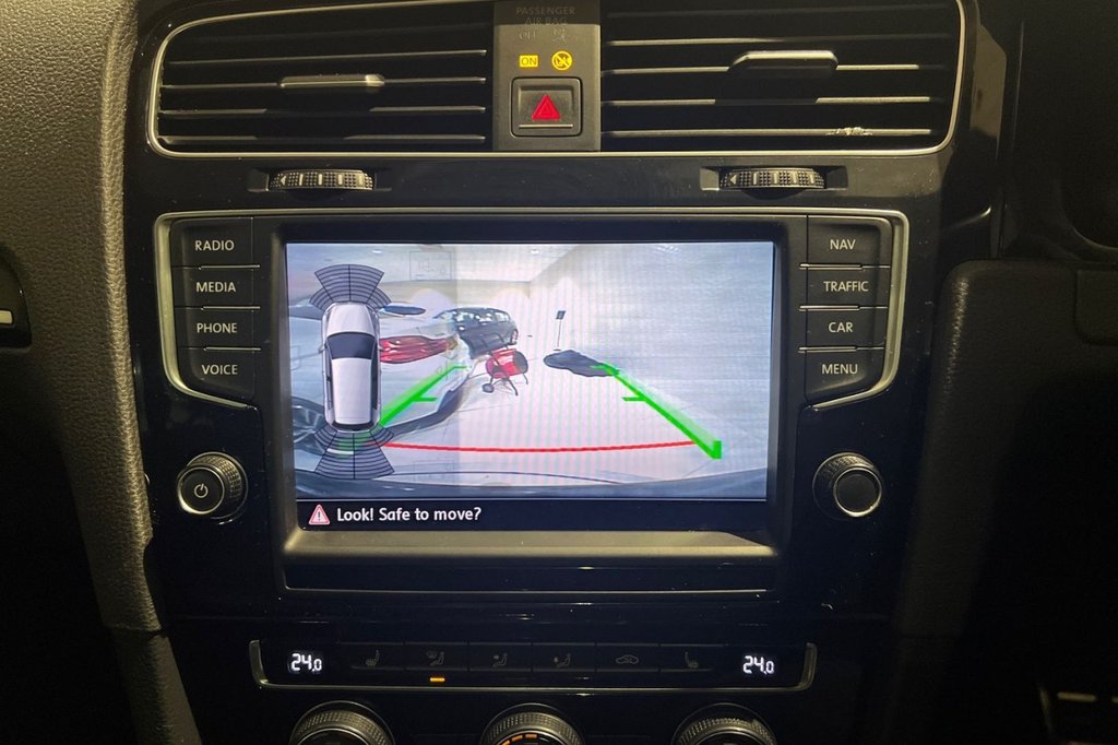 Used Volkswagen Golf 2014 for sale - 77007020: Photo 22