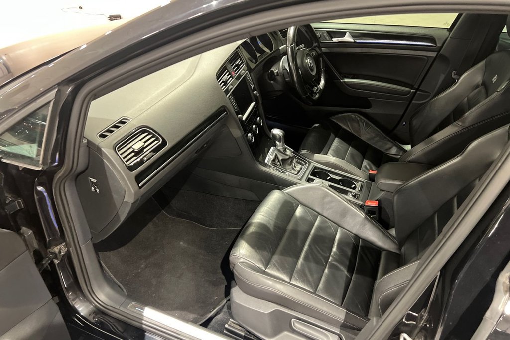 Used Volkswagen Golf 2014 for sale - 77007020: Photo 33