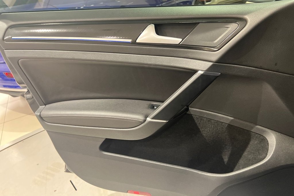 Used Volkswagen Golf 2014 for sale - 77007020: Photo 48