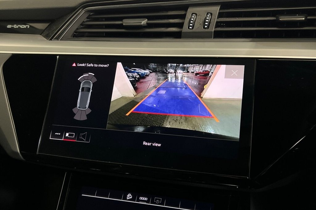 Used Audi e-tron 2021 for sale - 76185422: Photo 31