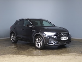 Used Volkswagen T-Roc 2024 for sale - 77806795: Photo