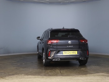 Used Volkswagen T-Roc 2024 for sale - 77806795: Photo