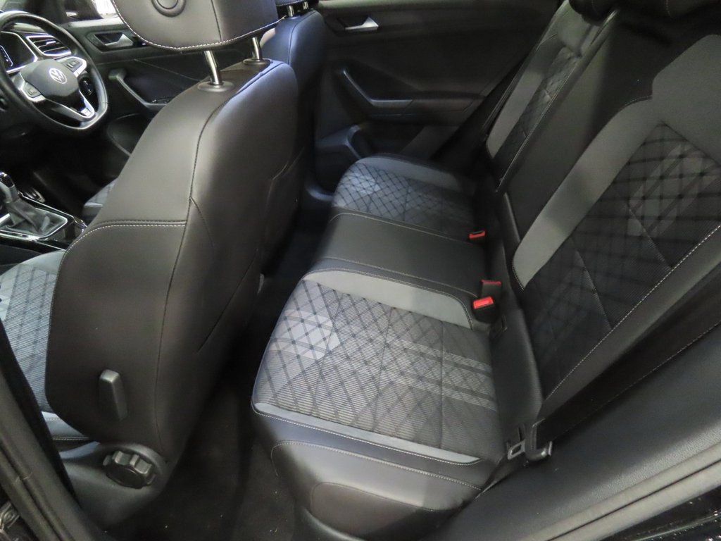 Used Volkswagen T-Roc 2024 for sale - 77806795: Photo 5