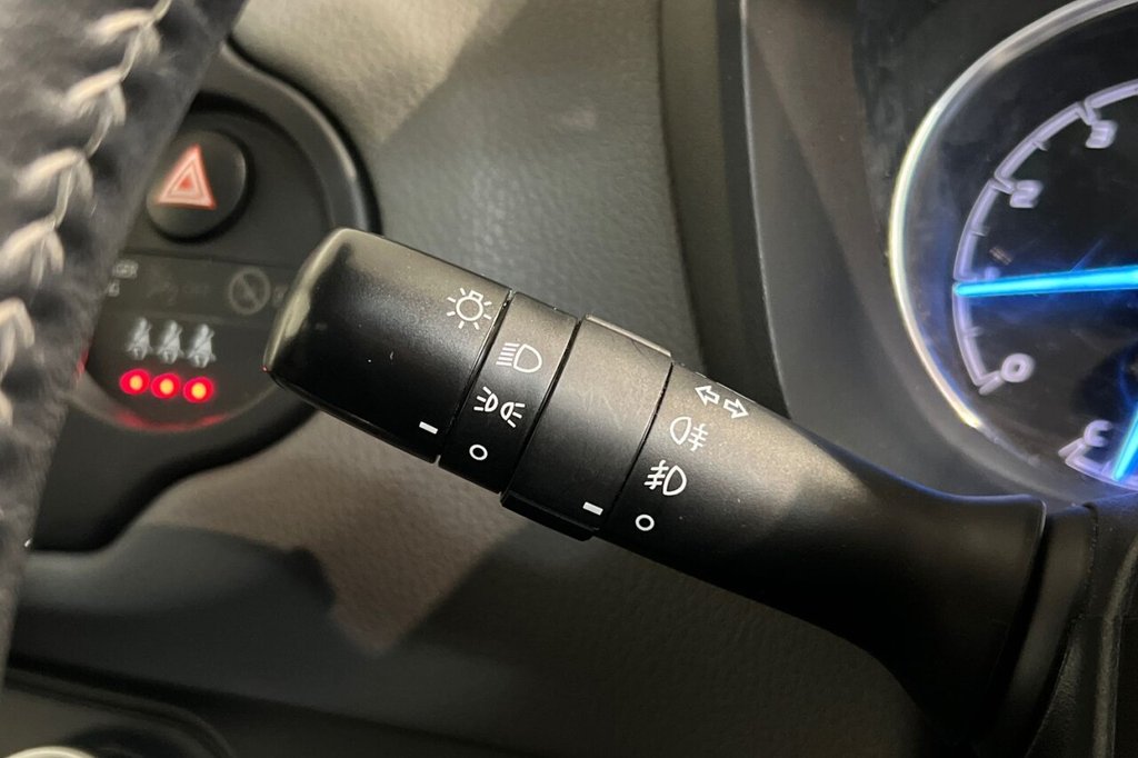 Used Toyota Yaris 2017 for sale - 76724351: Photo 28