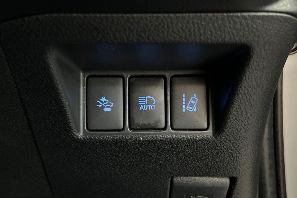 Used Toyota Yaris 2017 for sale - 76724351: Photo 38