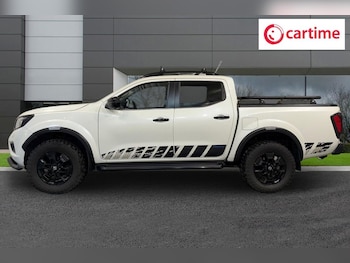 Used Nissan Navara 2020 for sale - 78632032: Photo