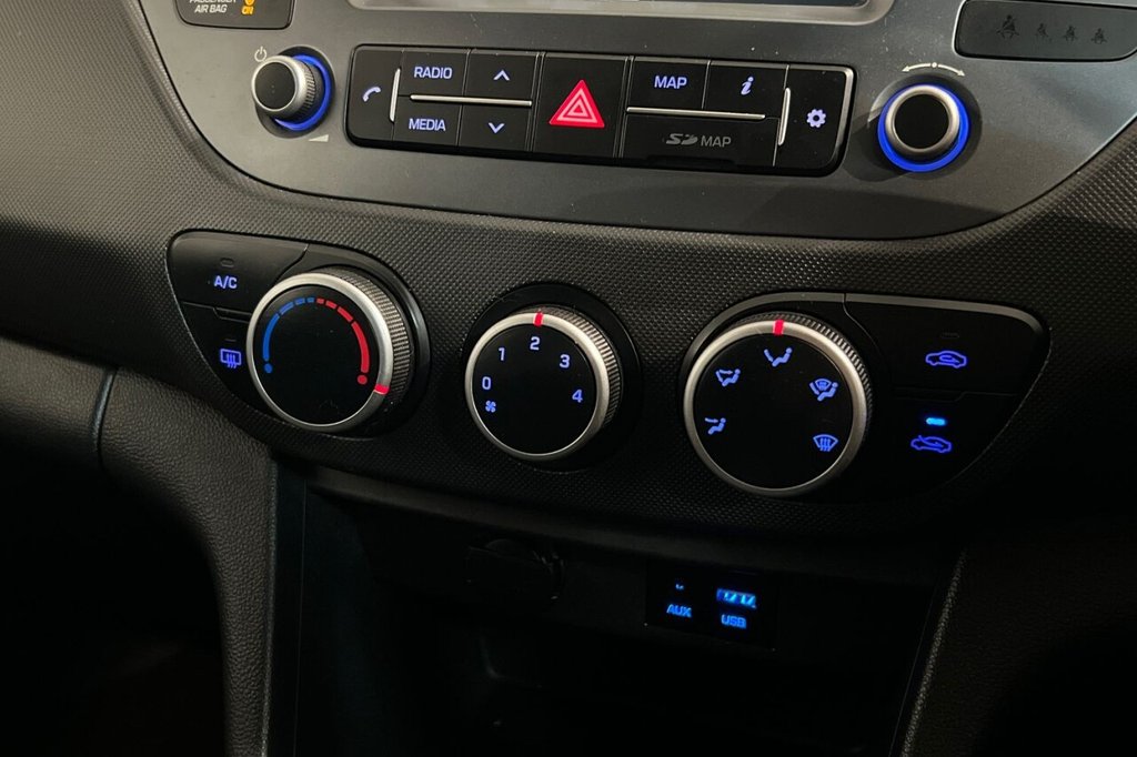 Used Hyundai i10 2018 for sale - 78056605: Photo 20