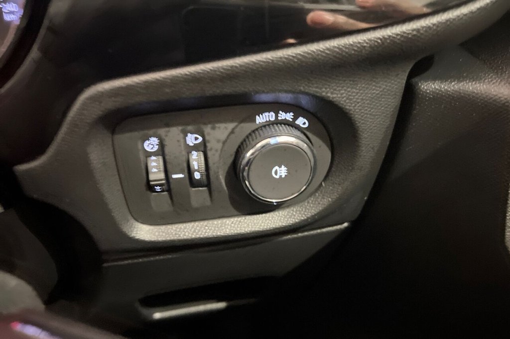 Used Vauxhall Corsa 2022 for sale - 76900416: Photo 25