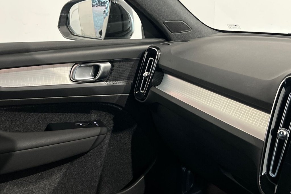 Used Volvo XC40 2022 for sale - 77588231: Photo 37