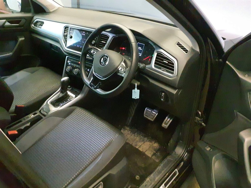 Used Volkswagen T-Roc 2021 for sale - 77905189: Photo 10