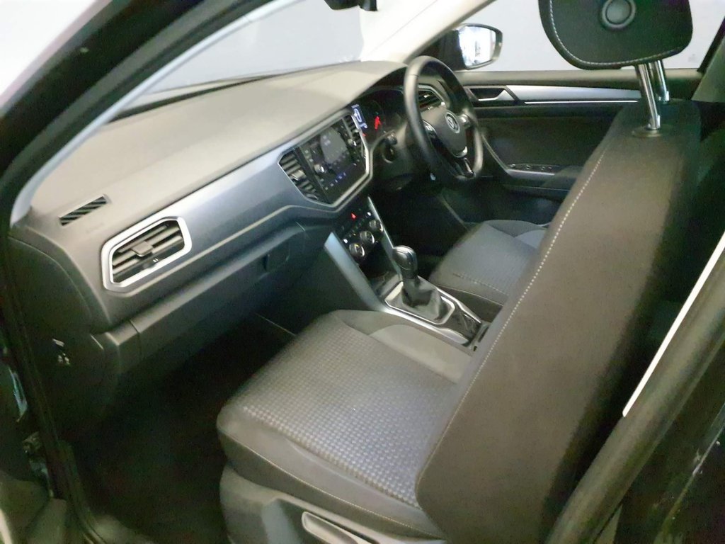 Used Volkswagen T-Roc 2021 for sale - 77905189: Photo 9