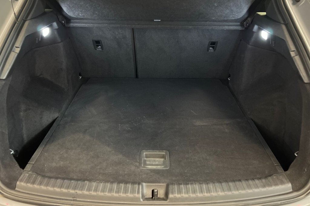 Used Audi Q4 e-tron 2022 for sale - 77010099: Photo 43