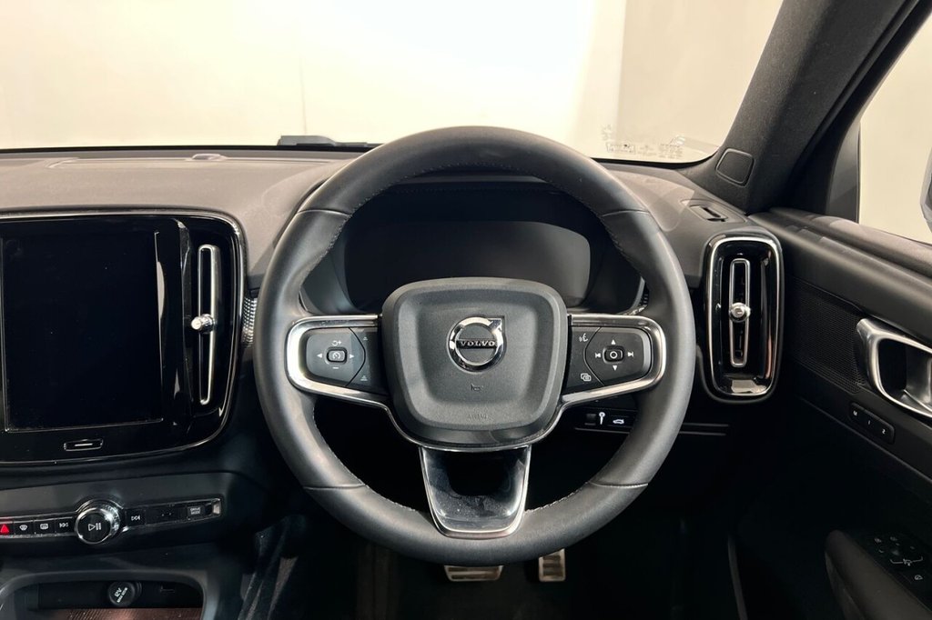 Used Volvo XC40 2022 for sale - 77952398: Photo 15