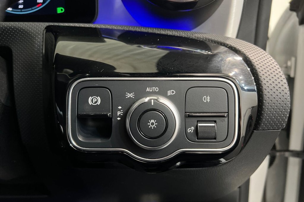 Used Mercedes-Benz CLA 2022 for sale - 76327897: Photo 37