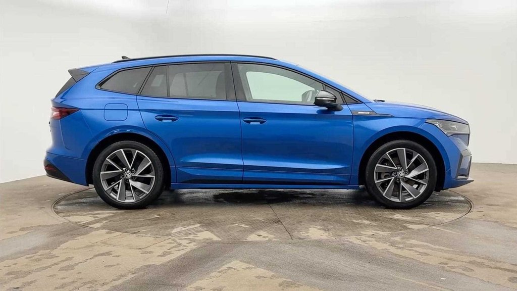 Used Skoda Enyaq 2023 for sale - 77920369: Photo 4