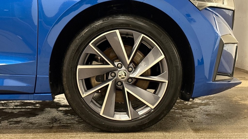 Used Skoda Enyaq 2023 for sale - 77920369: Photo 5