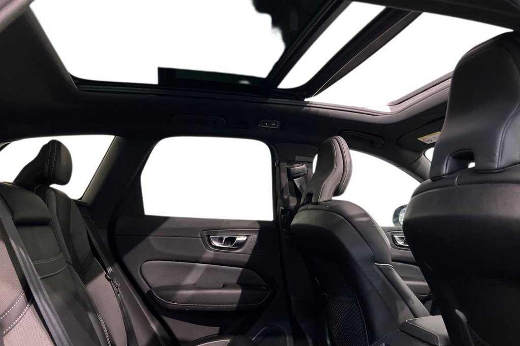 Used Volvo XC60 2020 for sale - 76400405: Photo 10