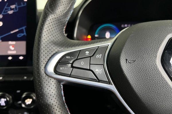 Used Renault Clio 2024 for sale - 75625008: Photo 25