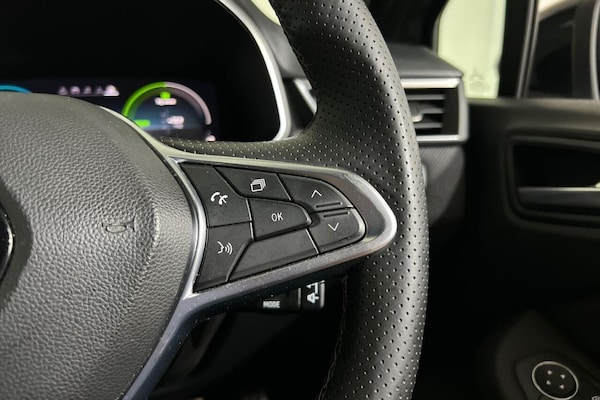 Used Renault Clio 2024 for sale - 75625008: Photo 26