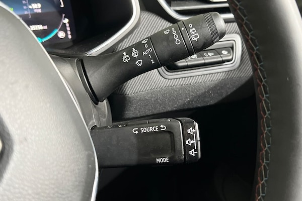 Used Renault Clio 2024 for sale - 75625008: Photo 28