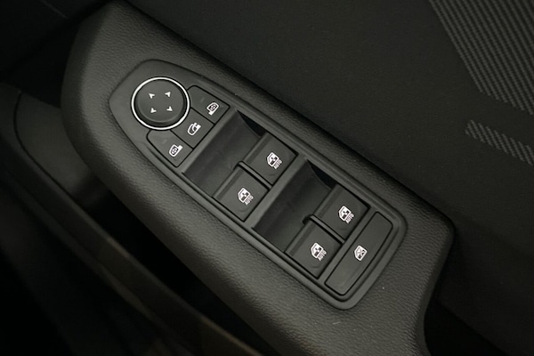 Used Renault Clio 2024 for sale - 75625008: Photo 38