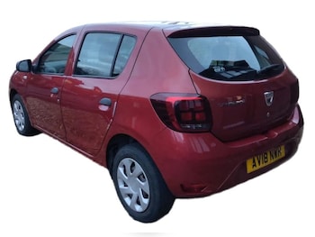 Used Dacia Sandero 2018 for sale - 77288176: Photo