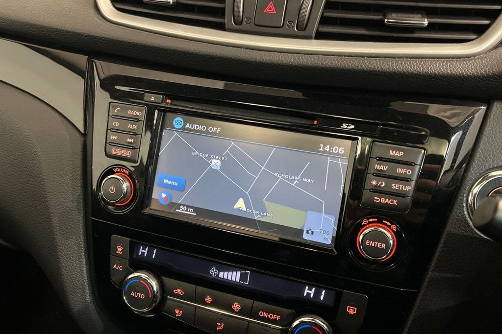 Used Nissan Qashqai 2016 for sale - 76840902: Photo 17