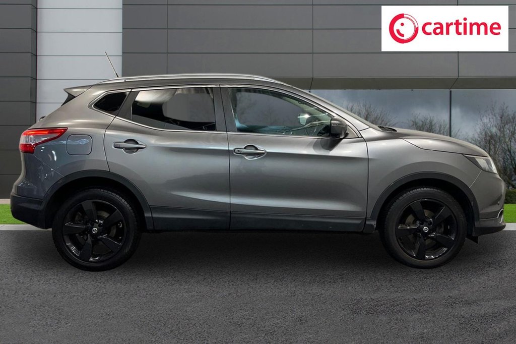 Used Nissan Qashqai 2016 for sale - 76840902: Photo 2