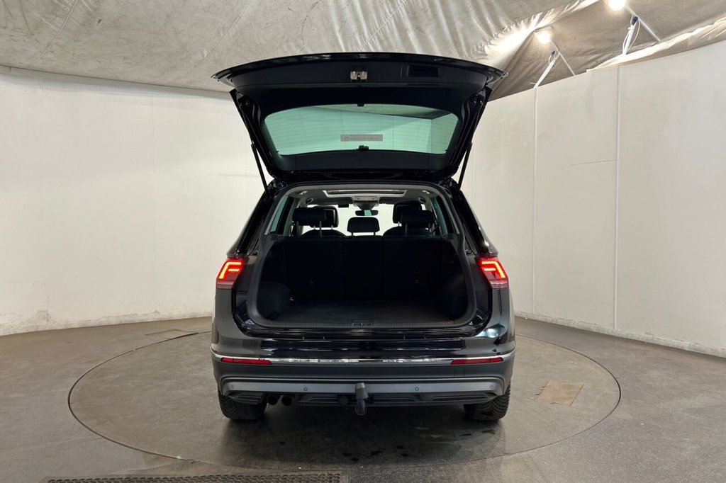 Used Volkswagen Tiguan 2020 for sale - 76229010: Photo 40