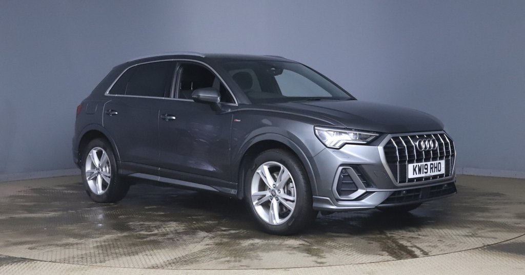 Used Audi Q3 2019 for sale - 77463922: Photo 3