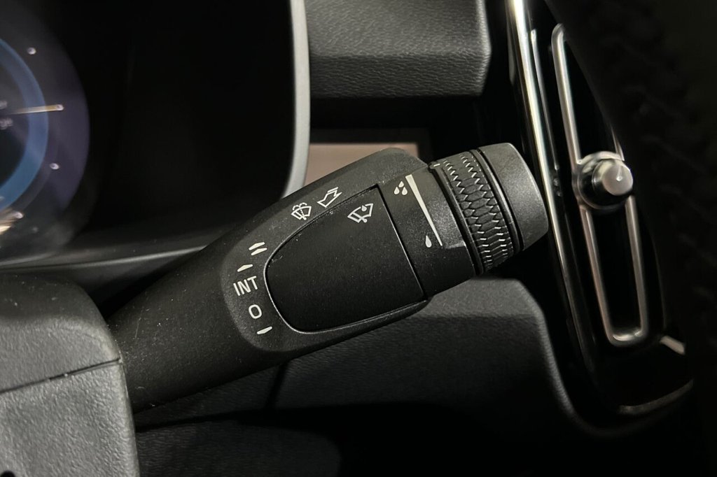 Used Volvo C40 2022 for sale - 76470049: Photo 32