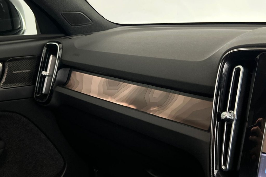 Used Volvo C40 2022 for sale - 76470049: Photo 37