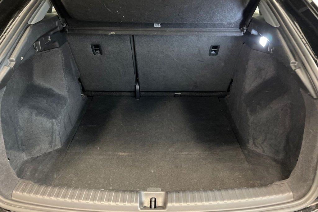 Used Audi Q4 e-tron 2022 for sale - 77293175: Photo 45