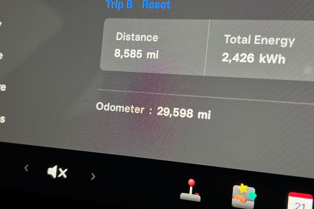 Used Tesla Model 3 2021 for sale - 76291625: Photo 14