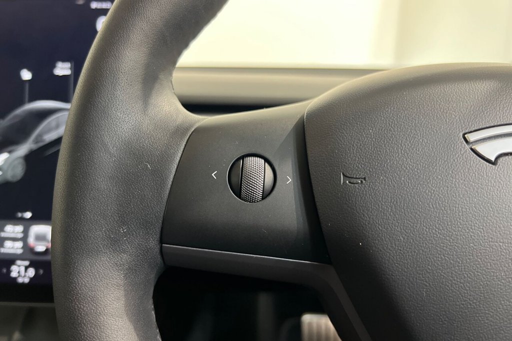 Used Tesla Model 3 2021 for sale - 76840919: Photo 25