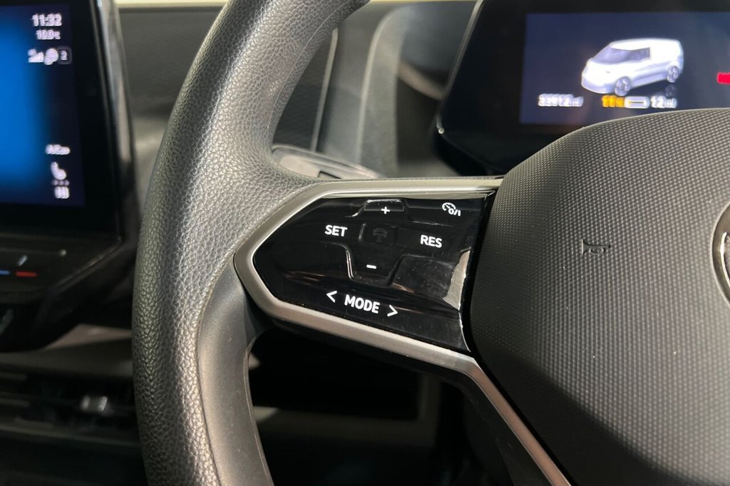 Used Volkswagen ID.3 2023 for sale - 77188601: Photo 21