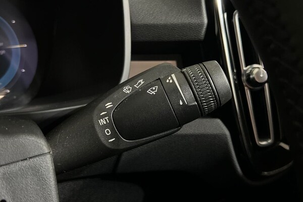 Used Volvo C40 2022 for sale - 75596358: Photo 32