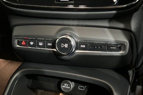 Used Volvo C40 2022 for sale - 75596358: Photo 34