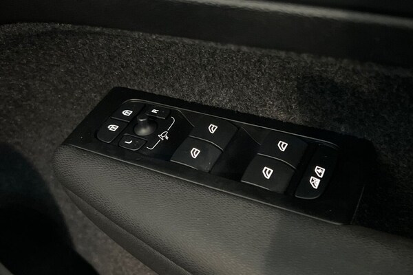 Used Volvo C40 2022 for sale - 75596358: Photo 38