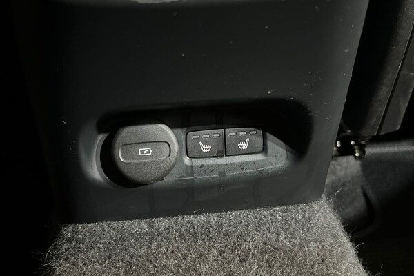 Used Volvo C40 2022 for sale - 75596358: Photo 40